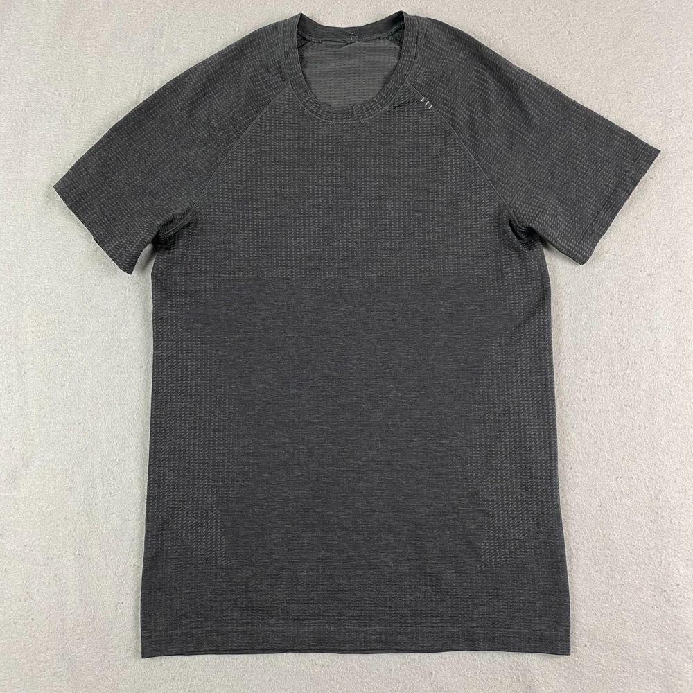 Lululemon Metal Vent t shirt XS Tech Short Sleeve active gym workout running